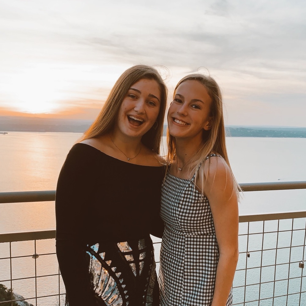 Meet your Posher, Claire